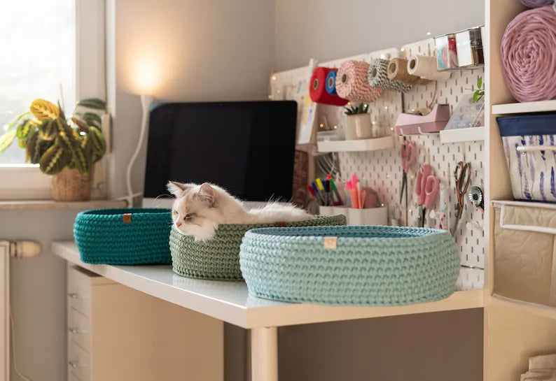 Cat Nest, 5 colours. Cotton cat cave, crochet cave, cat supplies, cat accessories, cat bedding, cat bed, knitted cat bed, beds for cats